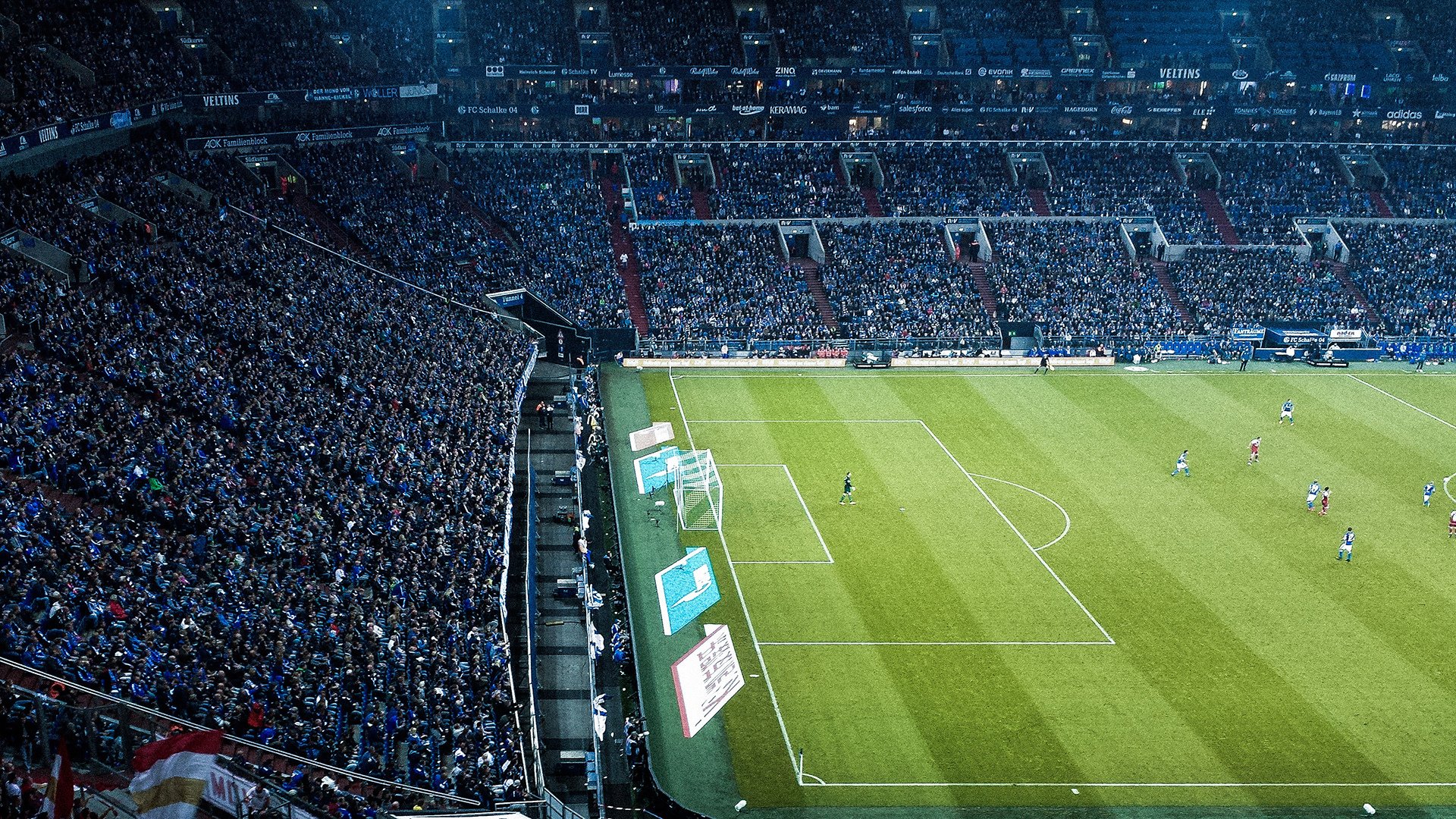 德甲俱乐部积极探索数字化转型，提升观赛体验，德甲俱乐部关系网