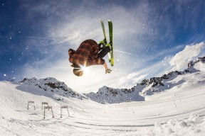 米切尔单场轰炸+力擒国王，爵士疯狂热身，米切尔的伤势